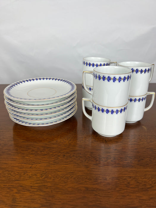 Vintage Blue And White Patterned Cup & Saucer Set (6)