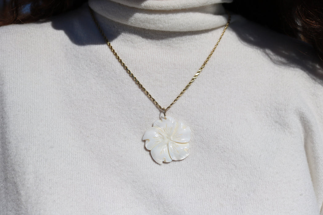 The Maui Shell Pendant